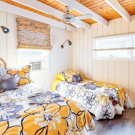 Surfside Retreat On Champlain Street Apartment Ocean Bay Park Exterior photo