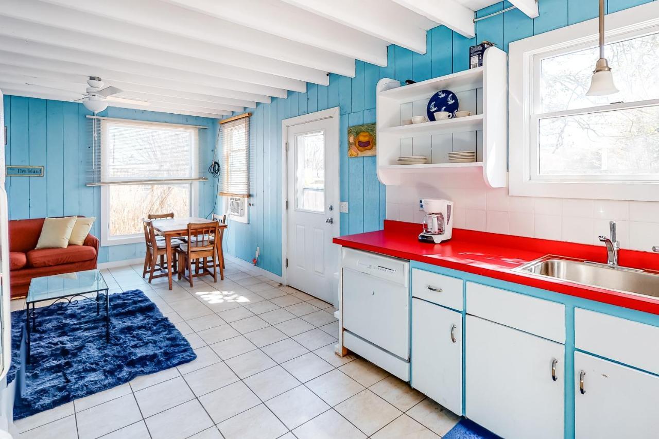 Surfside Retreat On Champlain Street Apartment Ocean Bay Park Exterior photo